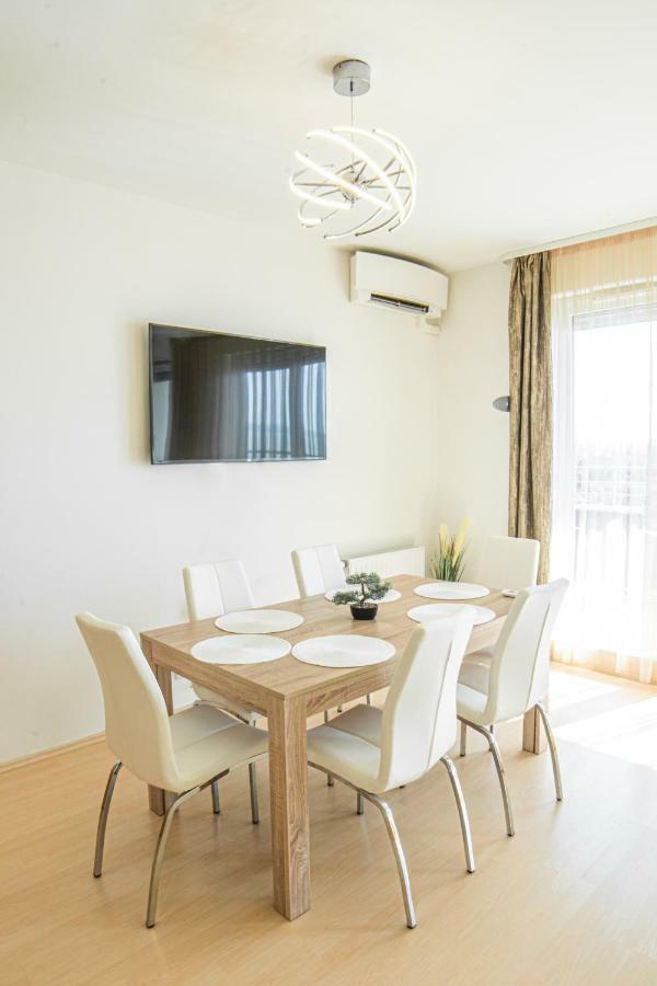Myflat Club 218 Palazzo Wellness Apartment Siofok Exterior photo